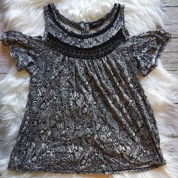 Lucky Brand Boho Cold Shoulder Blouse - Picture 2 of 3